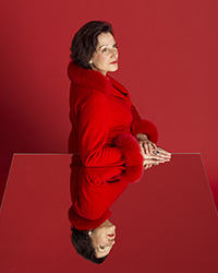clea carmin portrait